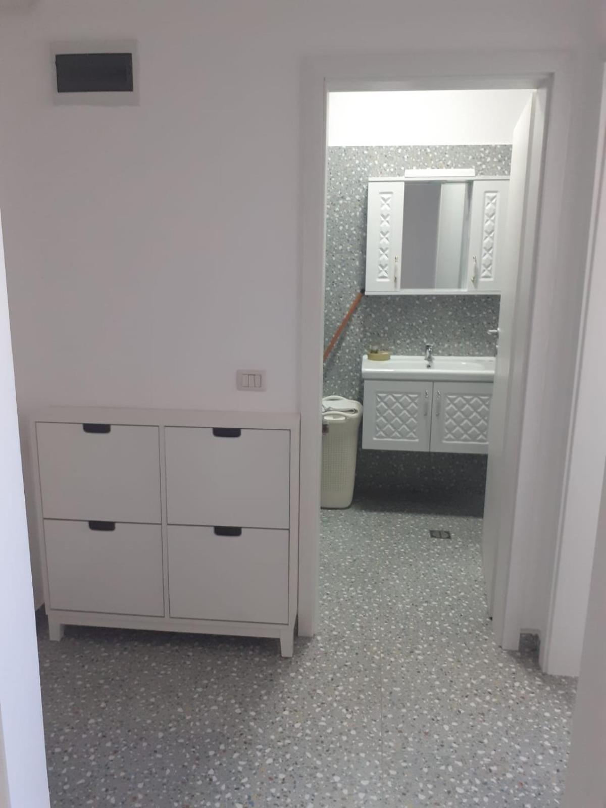 In Apart Hotel Букурещ Екстериор снимка