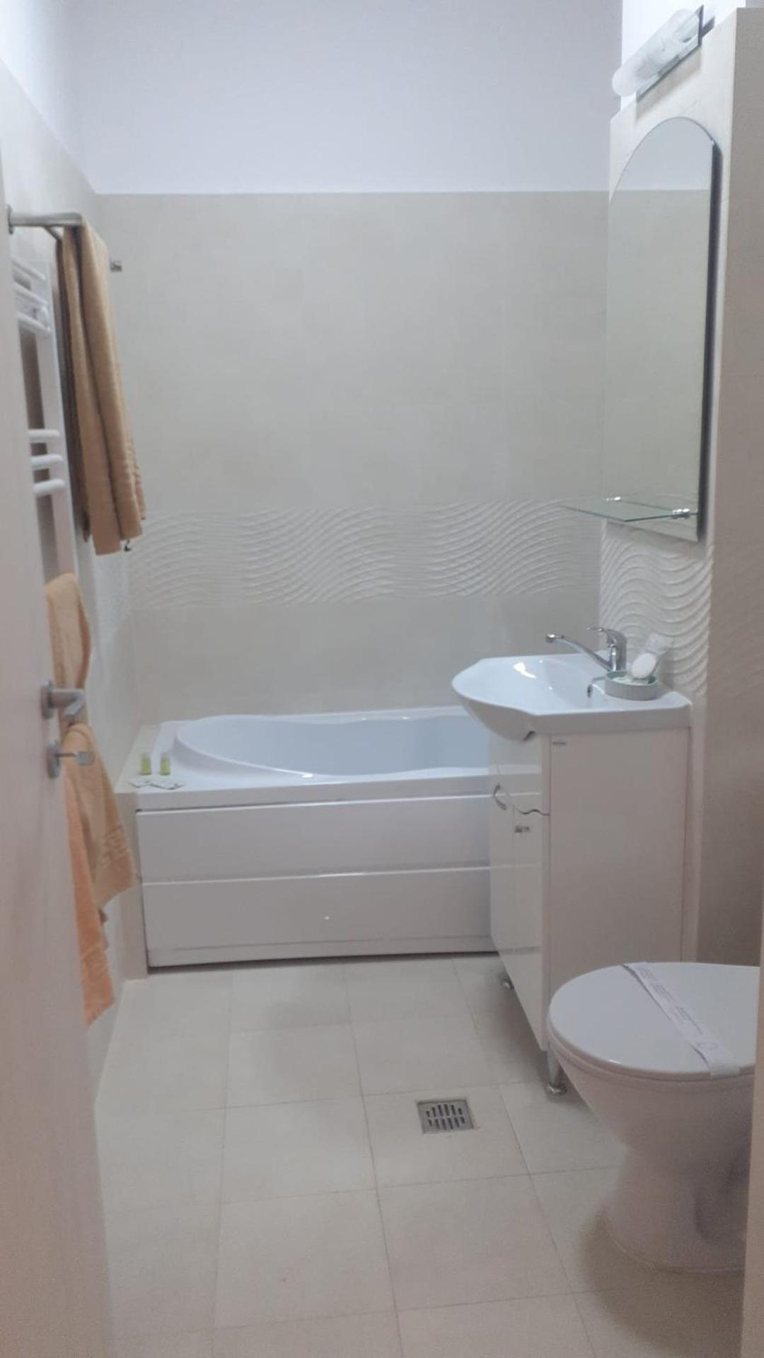 In Apart Hotel Букурещ Екстериор снимка